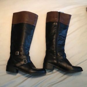 Super Comfy Two Toned Boots